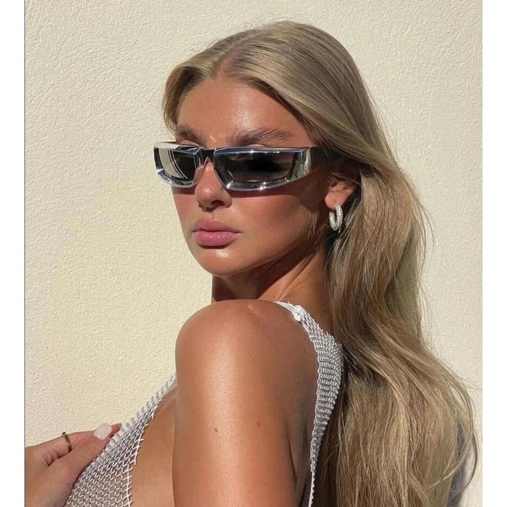 Futuristic Sunglasses Y2K Silver Frame Shield Mirrored Lens Fashion Shades Gafas